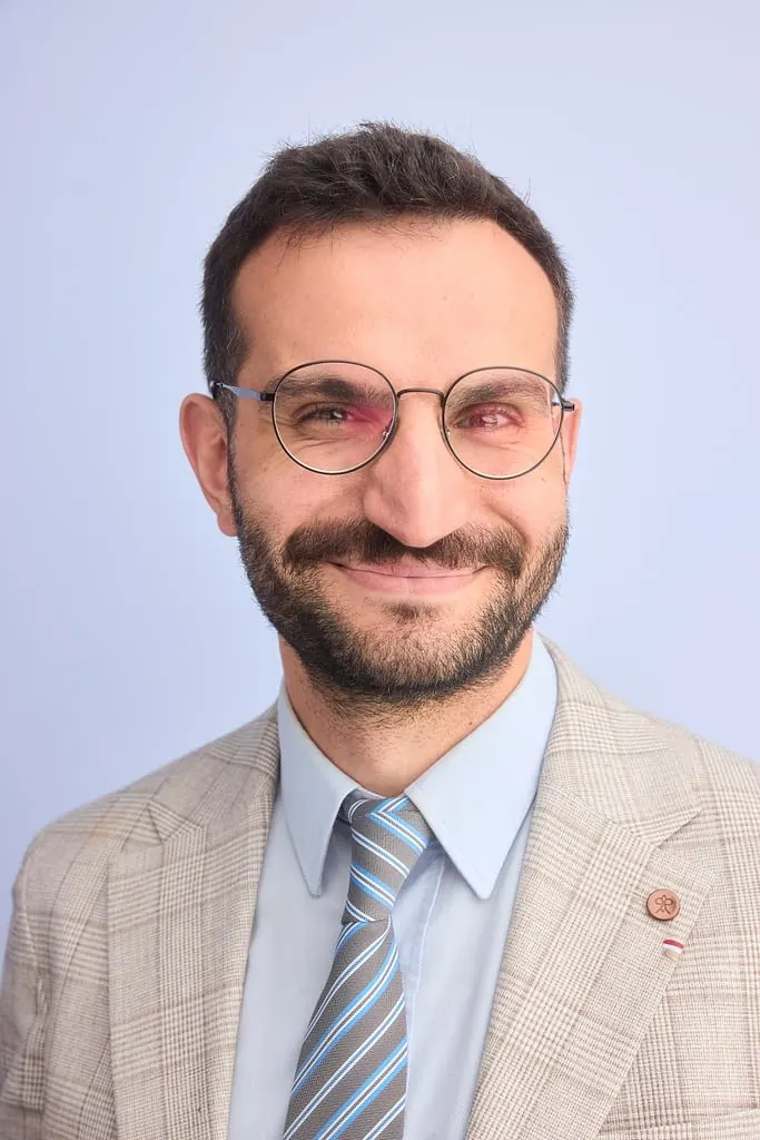 Dr. Ali Sadioğlu, plastic surgeon